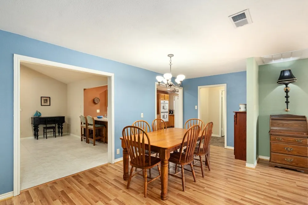 2103 Wildwood Way Tool, TX 75143