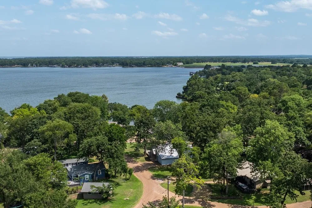2103 Wildwood Way Tool, TX 75143