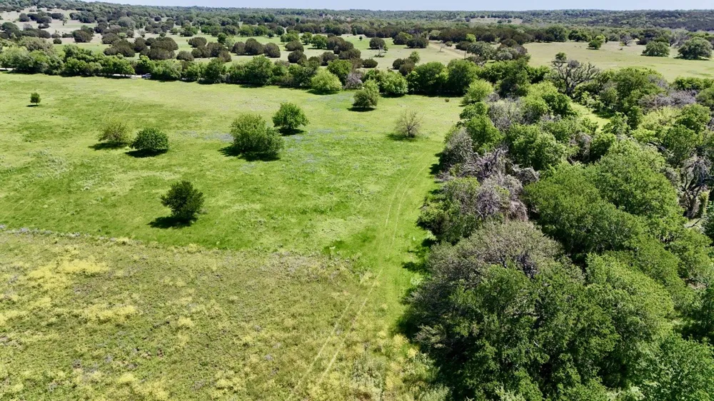 2031 County Road  3310 Valley Mills, TX 76689