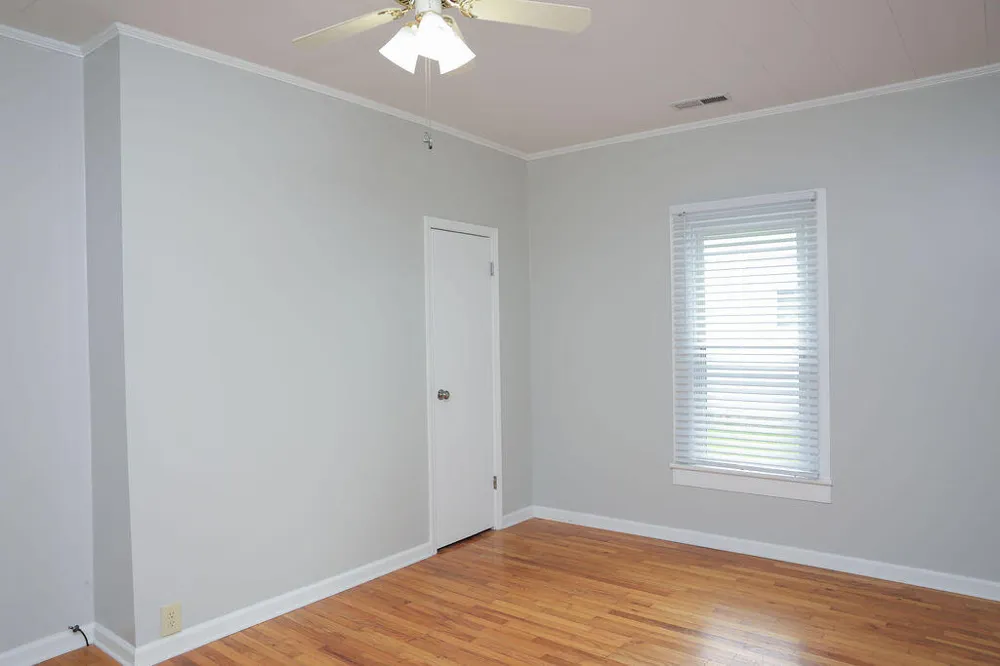 108 W 10th Street Chickamauga, GA 30707