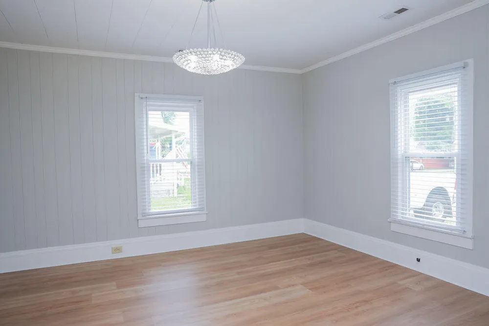 108 W 10th Street Chickamauga, GA 30707