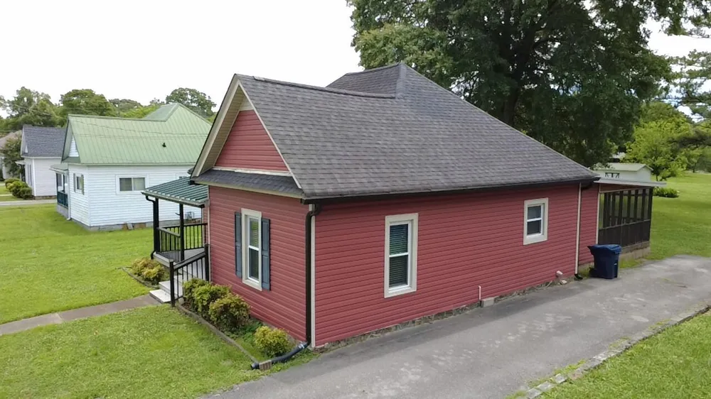 108 W 10th Street Chickamauga, GA 30707