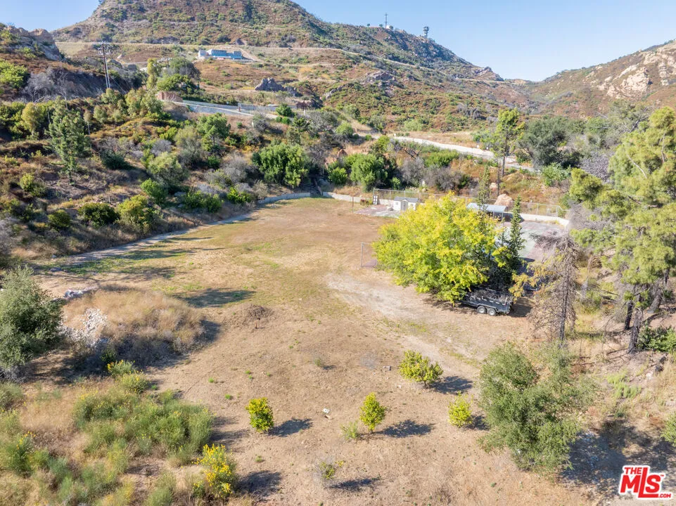 570 Schueren Malibu, CA 90265