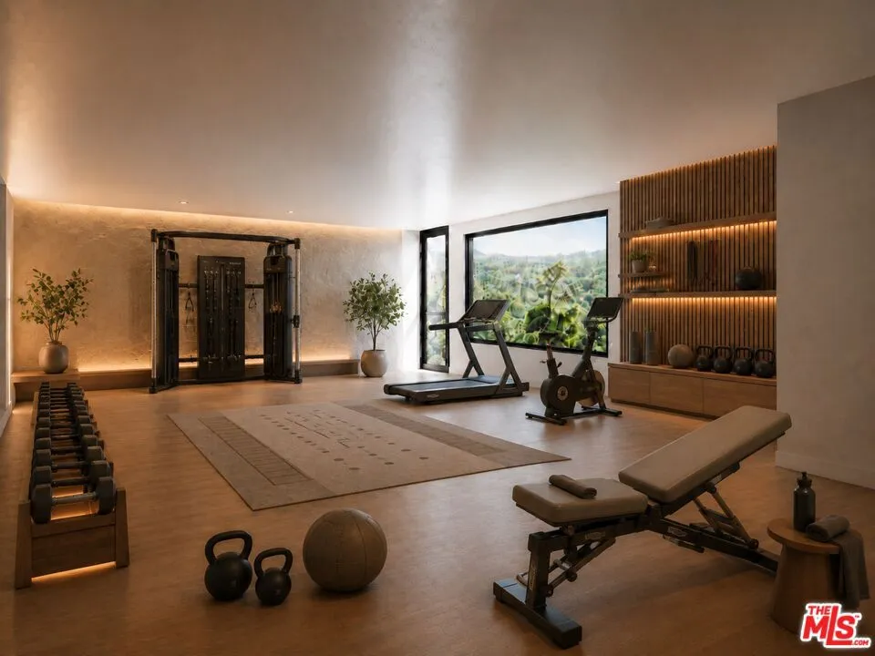 570 Schueren Malibu, CA 90265