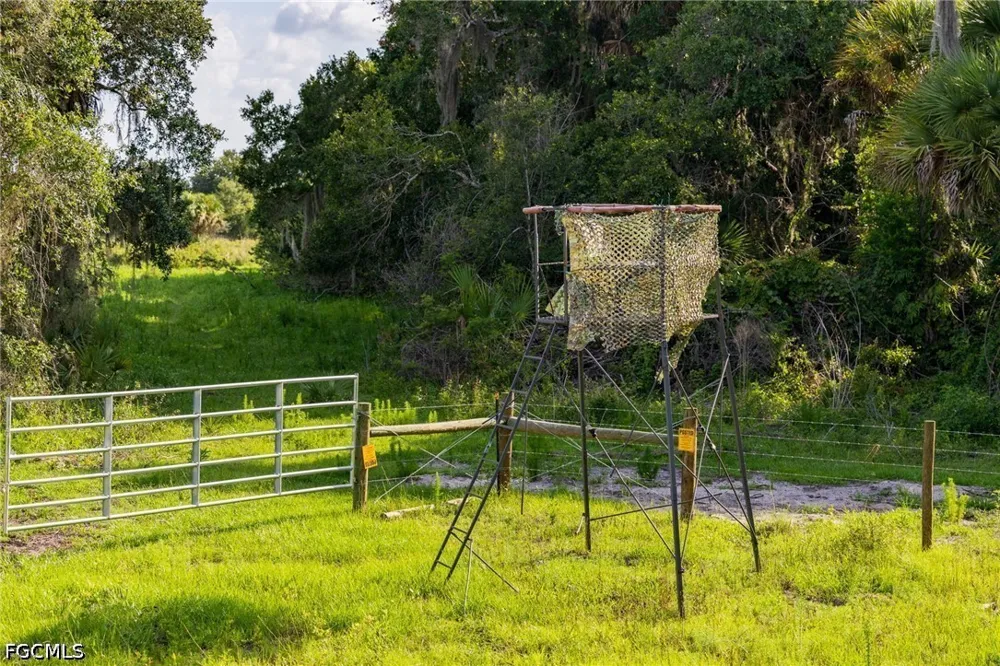 Dooley Grade Road Clewiston, FL 33440