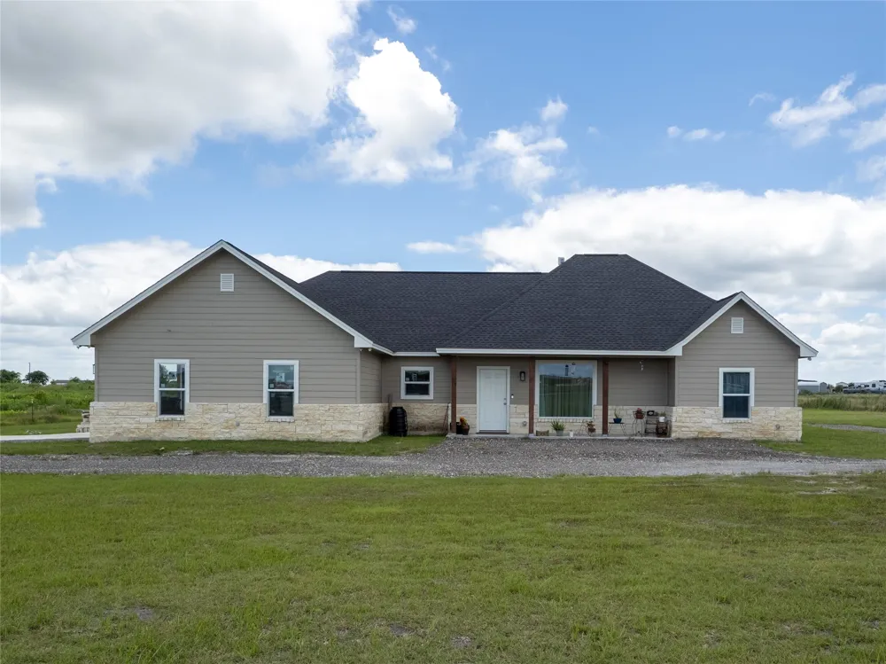 140 Daniel Drive Bertram, TX 78605