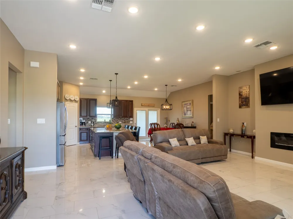 140 Daniel Drive Bertram, TX 78605