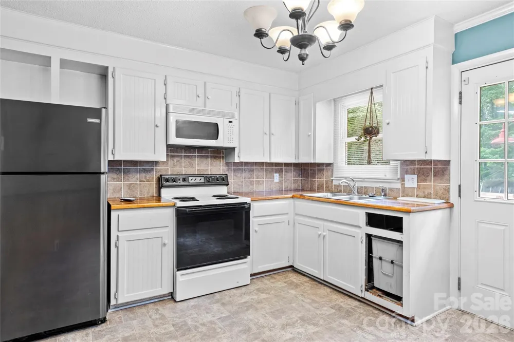 152 Blue Ridge Road State Road, NC 28676