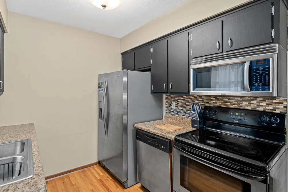 3236 Indiana Avenue Robbinsdale, MN 55422