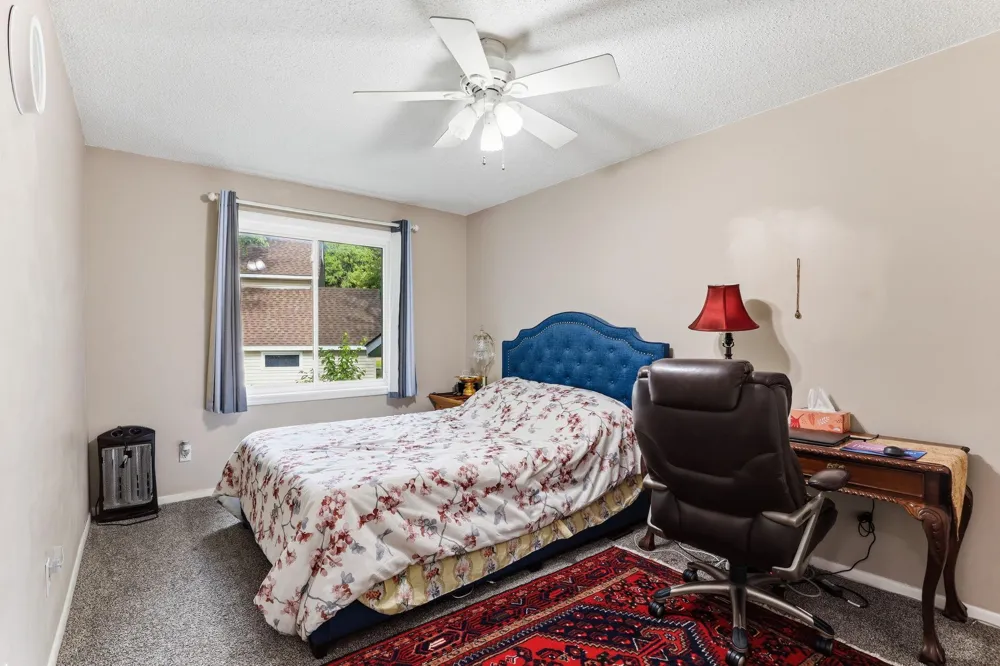 17762 S Shore Lane W Eden Prairie, MN 55346