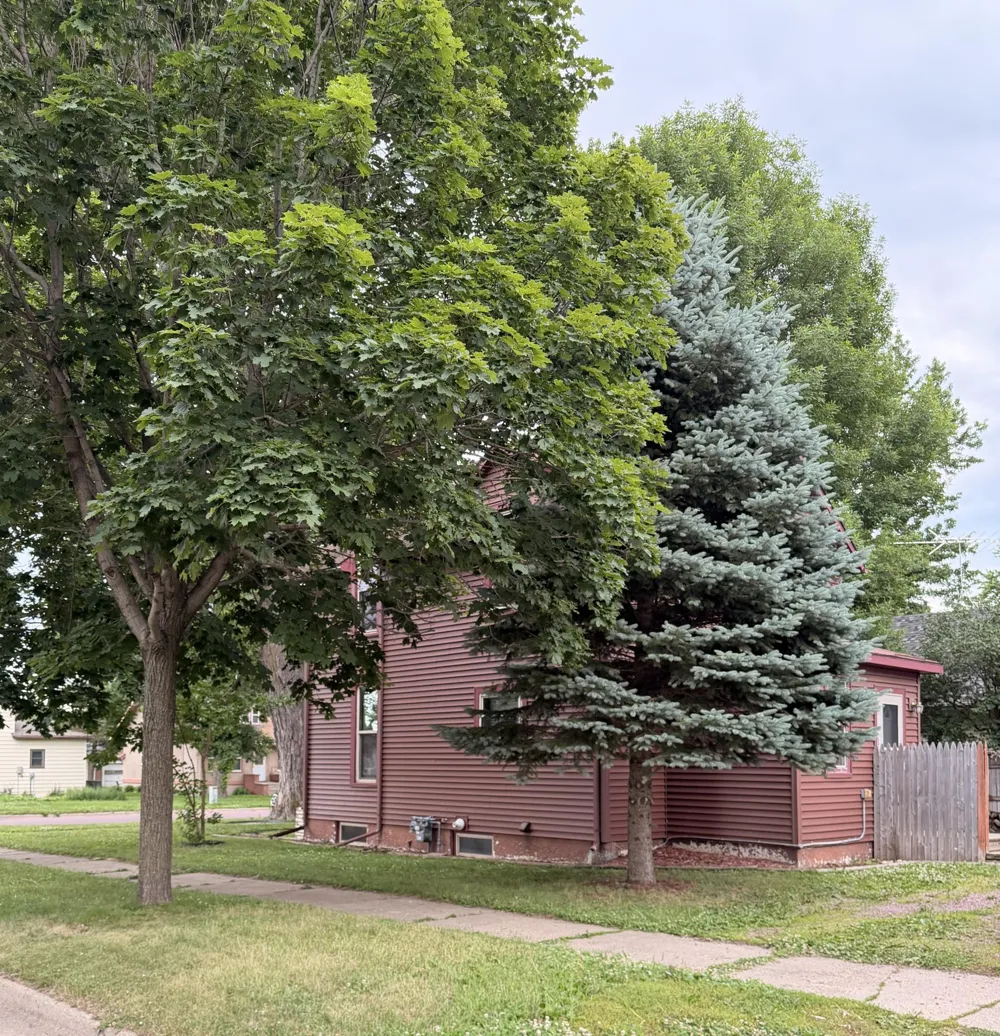 764 3rd Avenue Windom, MN 56101