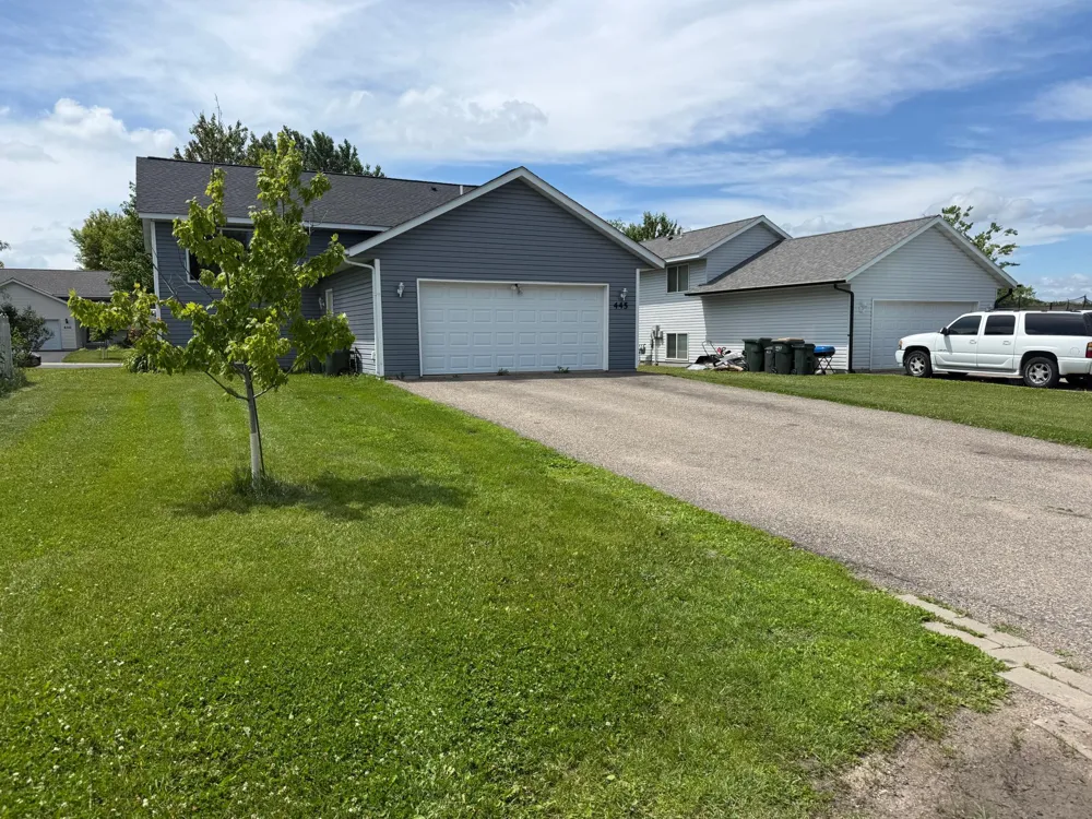 445 Maryland Street NW Hutchinson, MN 55350