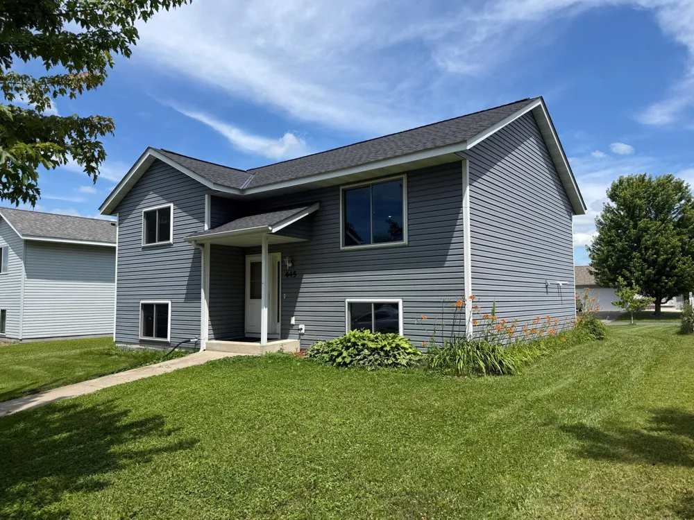 445 Maryland Street NW Hutchinson, MN 55350