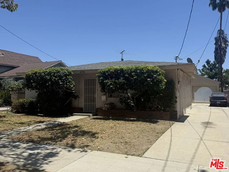 16508 Halldale Avenue Gardena, CA 90247