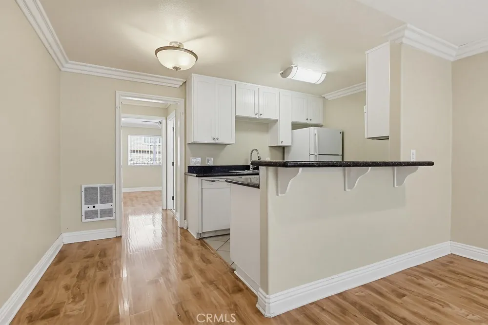 1720 Newport Avenue #2 Long Beach, CA 90804
