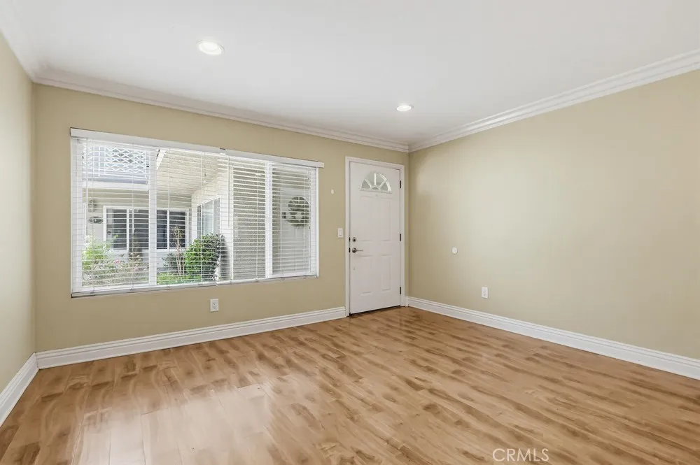 1720 Newport Avenue #2 Long Beach, CA 90804