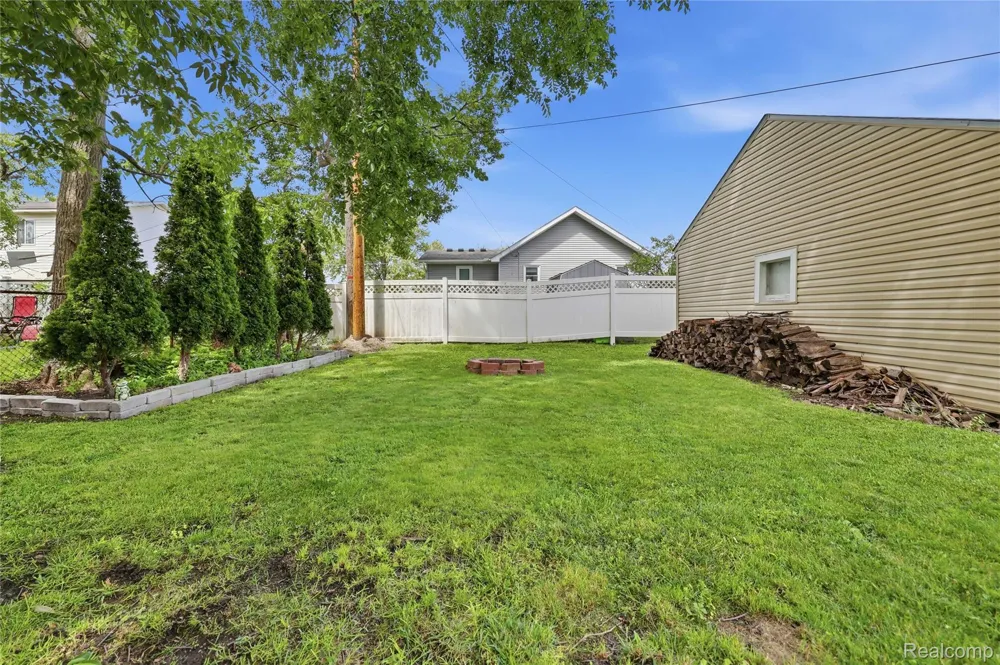1630 Gordon Street Port Huron City, MI 48060