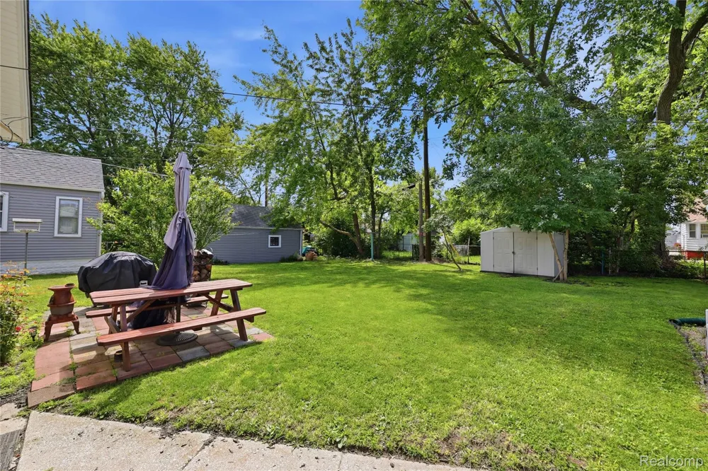 1630 Gordon Street Port Huron City, MI 48060