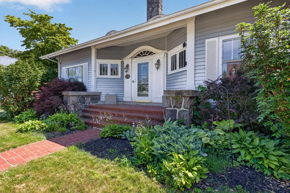 311 S Thompson Street Jackson City, MI 49203