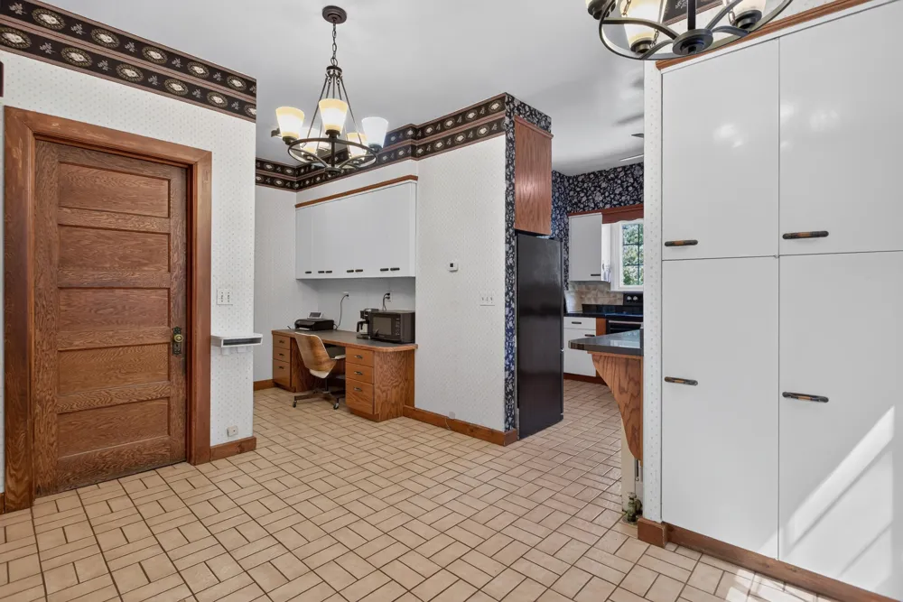 311 S Thompson Street Jackson City, MI 49203