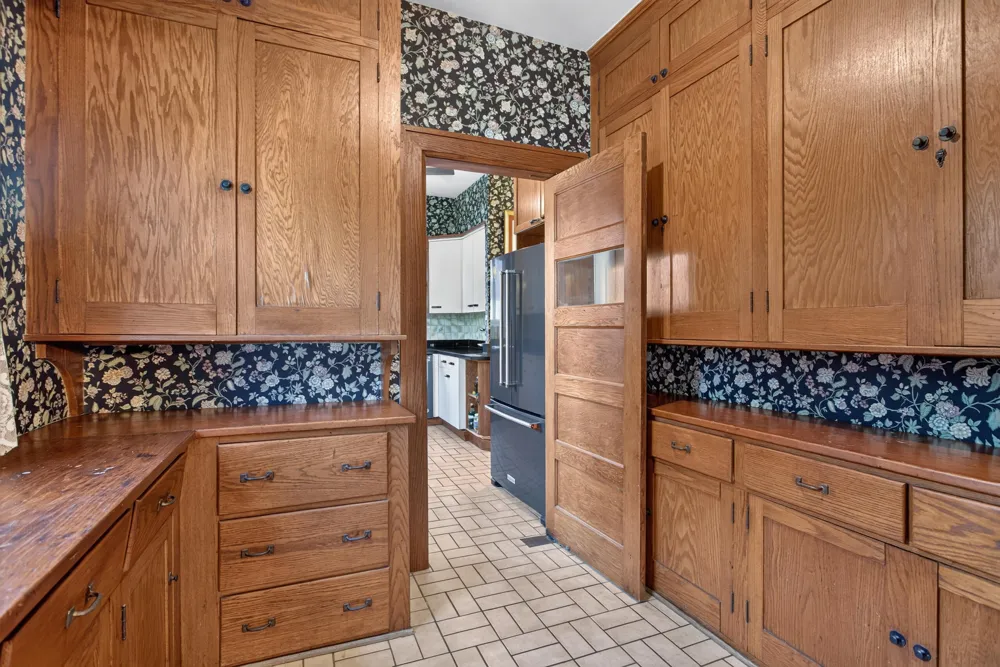 311 S Thompson Street Jackson City, MI 49203