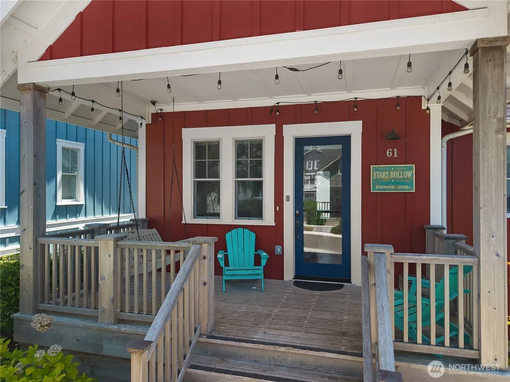61 Horizon Street Pacific Beach, WA 98571