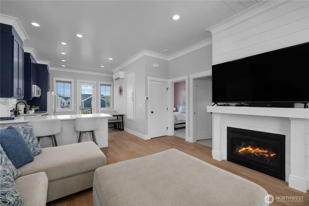 61 Horizon Street Pacific Beach, WA 98571