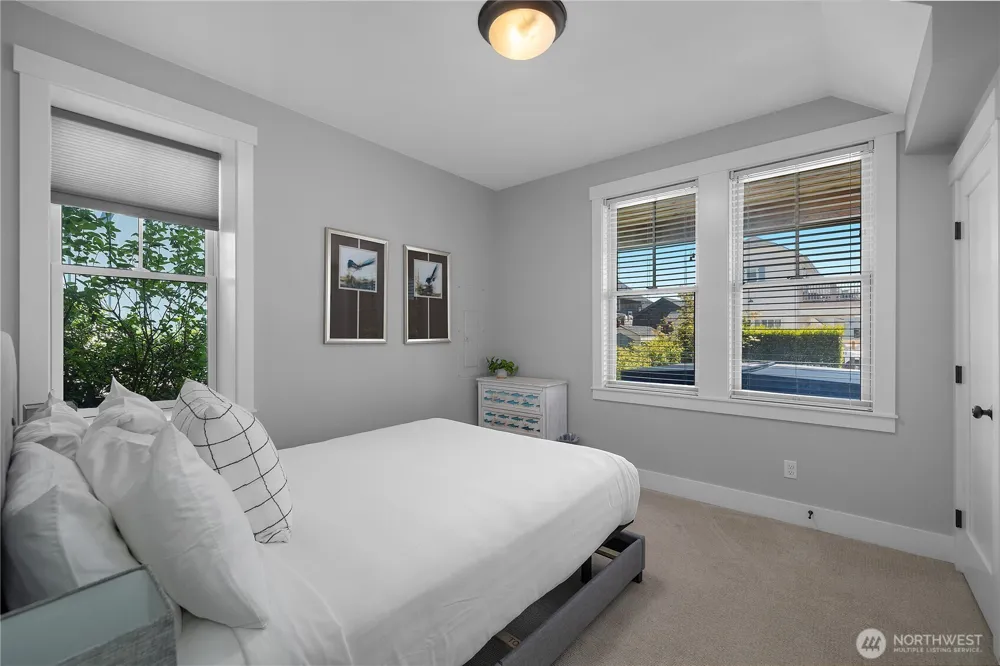 61 Horizon Street Pacific Beach, WA 98571