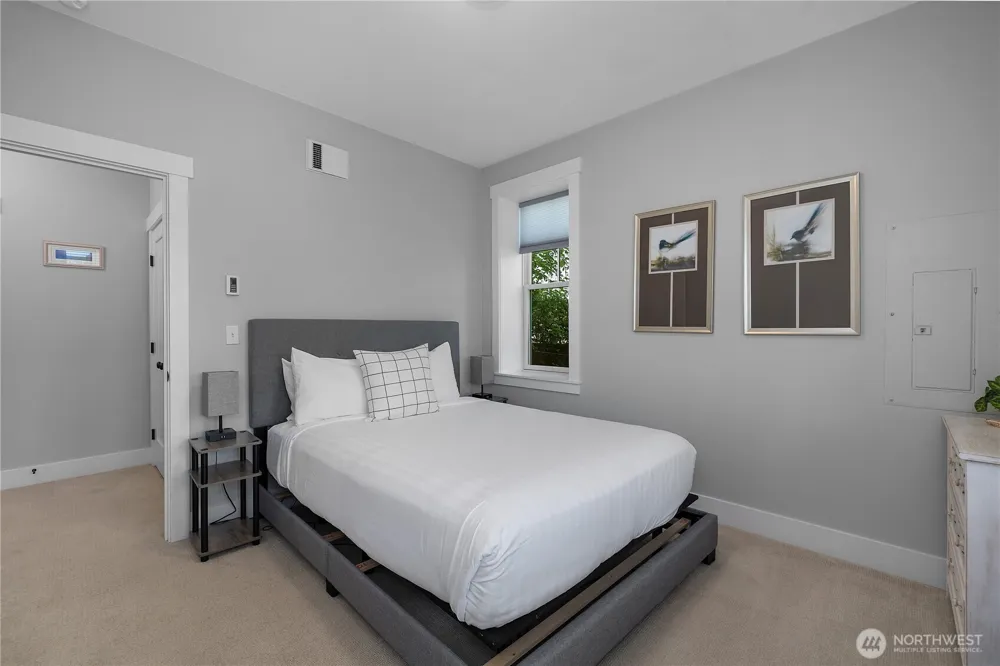 61 Horizon Street Pacific Beach, WA 98571