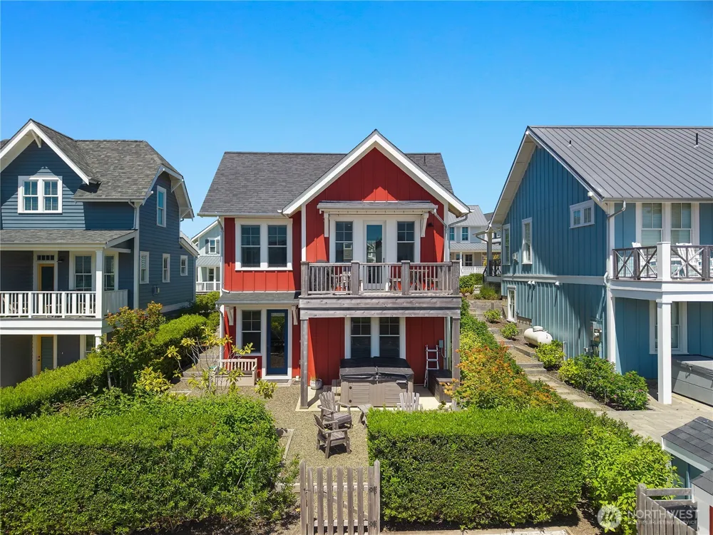 61 Horizon Street Pacific Beach, WA 98571