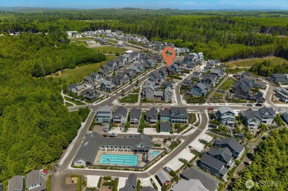 61 Horizon Street Pacific Beach, WA 98571