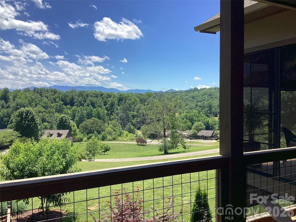1052 Porter Creek Drive Franklin, NC 28734