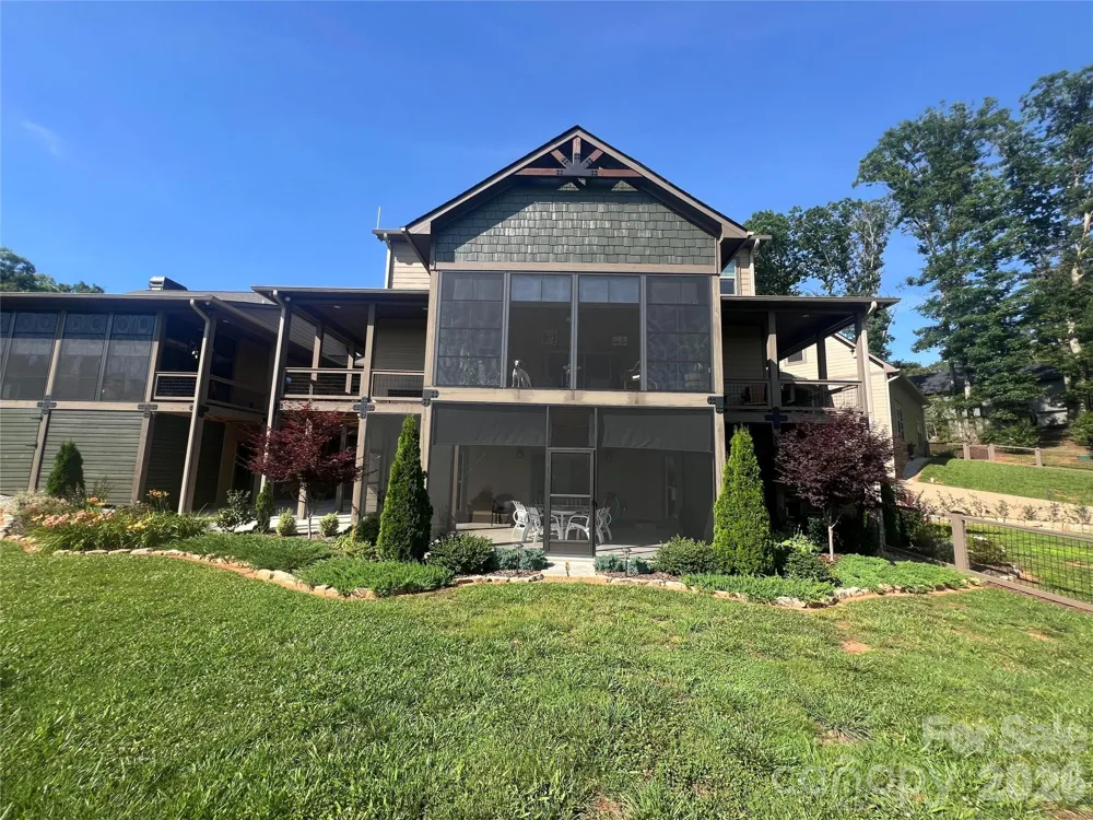 1052 Porter Creek Drive Franklin, NC 28734