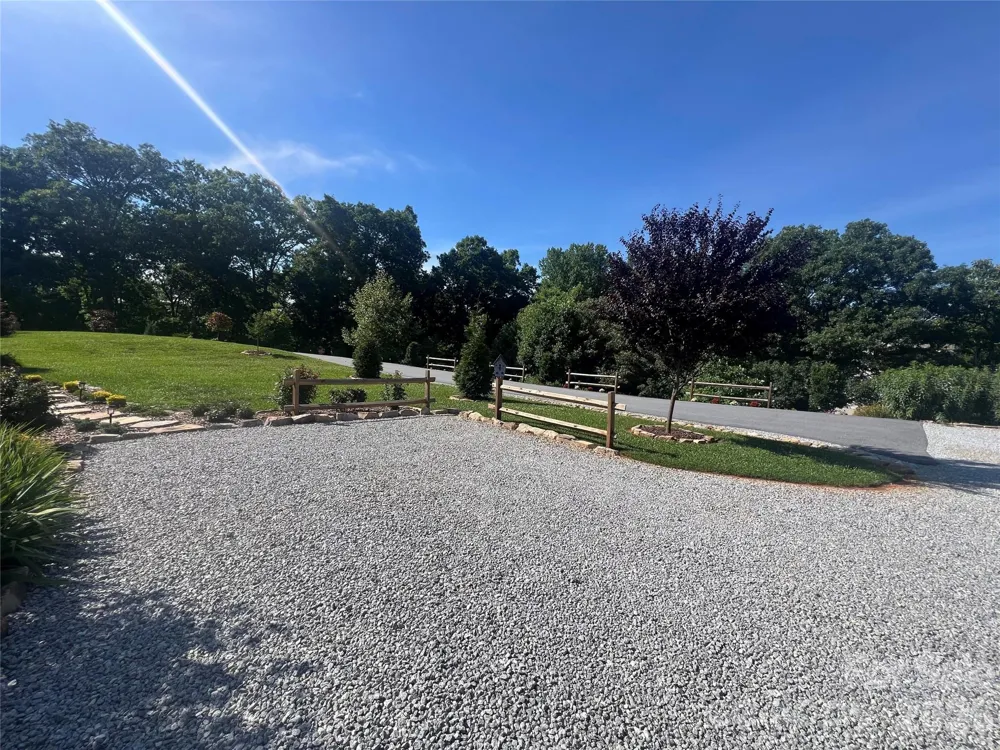 1052 Porter Creek Drive Franklin, NC 28734