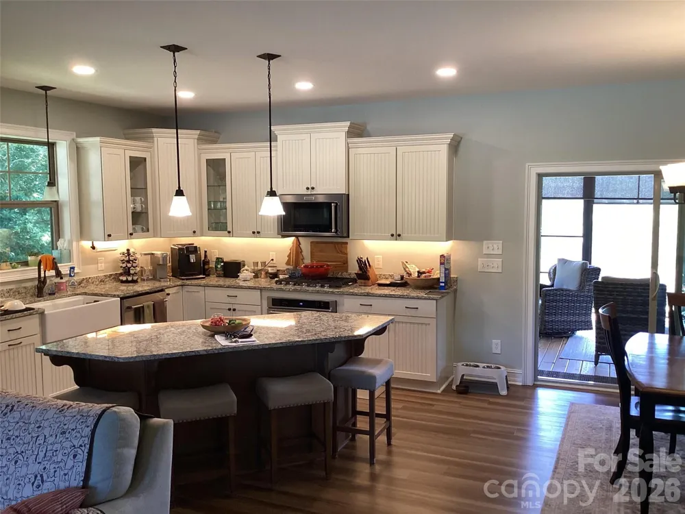 1052 Porter Creek Drive Franklin, NC 28734