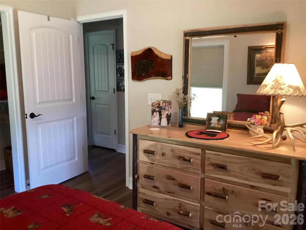 1052 Porter Creek Drive Franklin, NC 28734