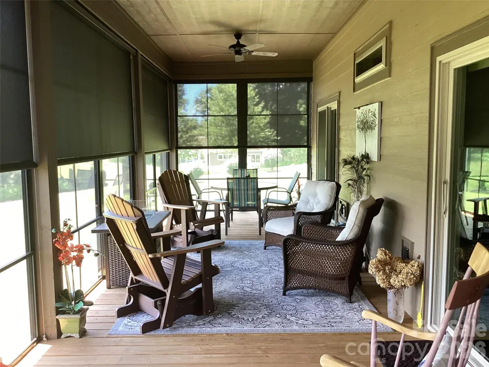 1052 Porter Creek Drive Franklin, NC 28734