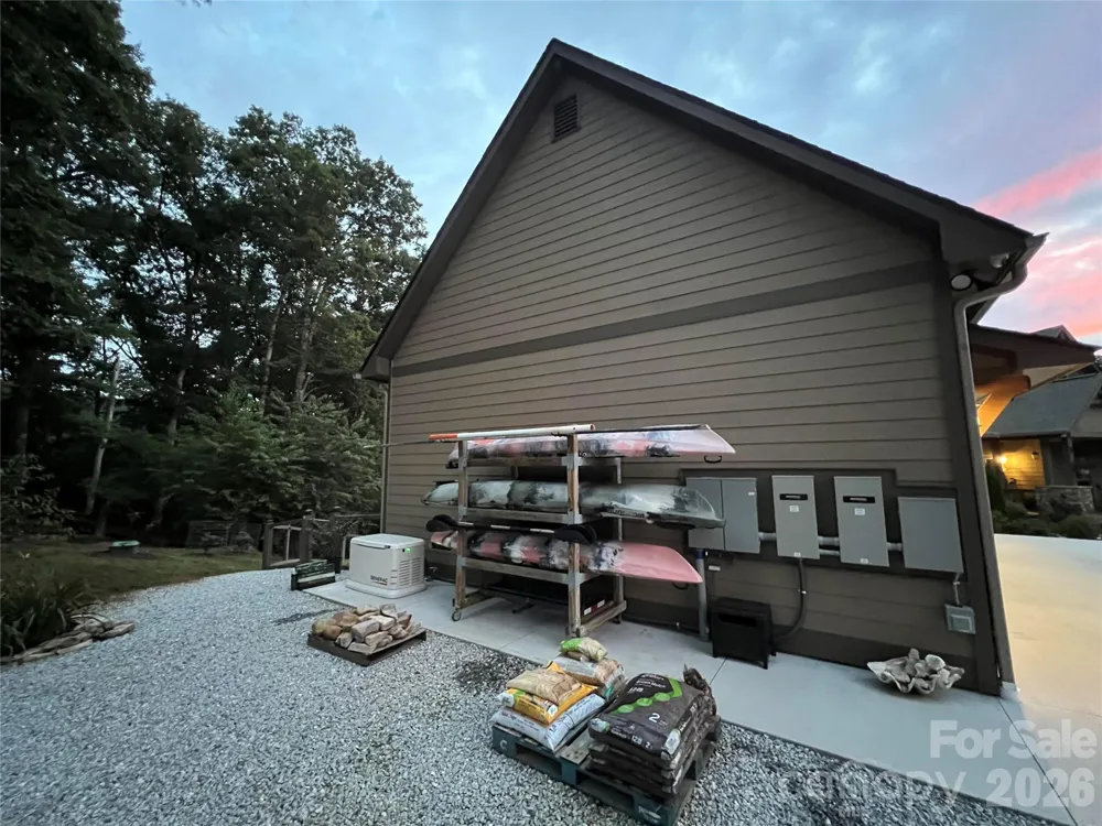 1052 Porter Creek Drive Franklin, NC 28734
