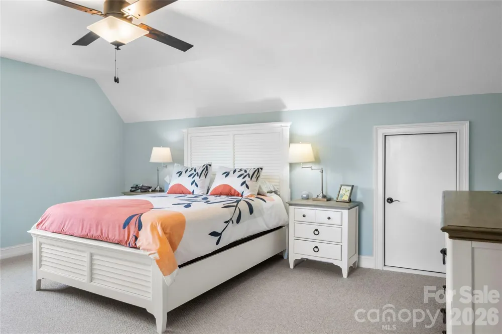 1052 Porter Creek Drive Franklin, NC 28734