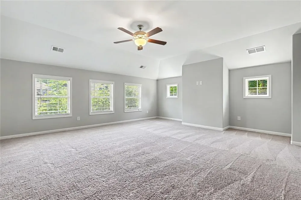 12 alabama Avenue Sharpsburg, GA 30277