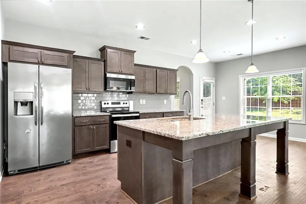 12 alabama Avenue Sharpsburg, GA 30277