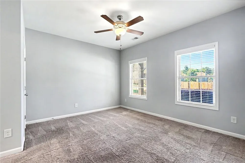 12 alabama Avenue Sharpsburg, GA 30277