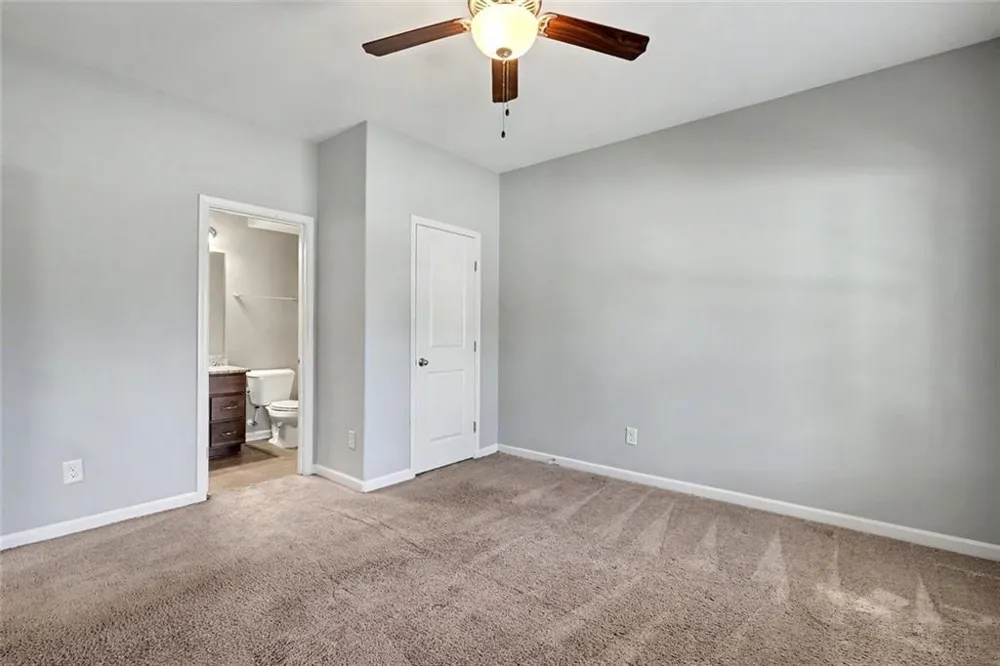 12 alabama Avenue Sharpsburg, GA 30277