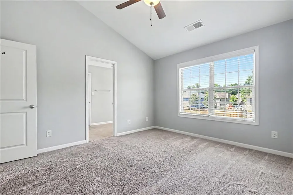 12 alabama Avenue Sharpsburg, GA 30277