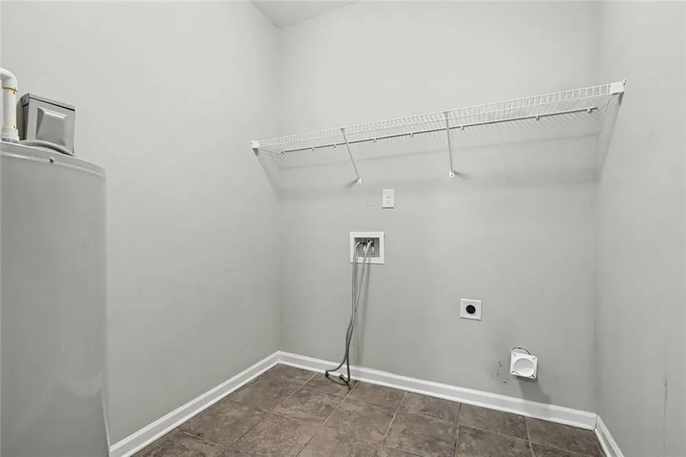 12 alabama Avenue Sharpsburg, GA 30277