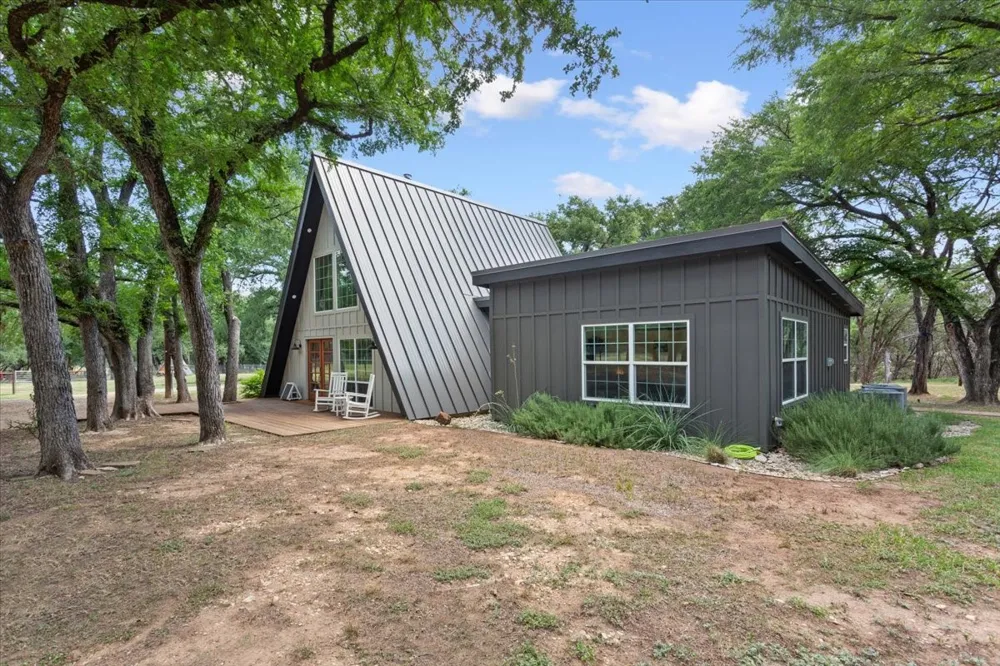 15988 Wortham Bend Road China Spring, TX 76633