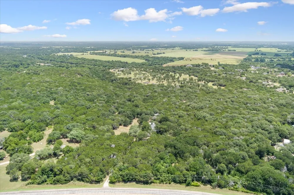 15988 Wortham Bend Road China Spring, TX 76633