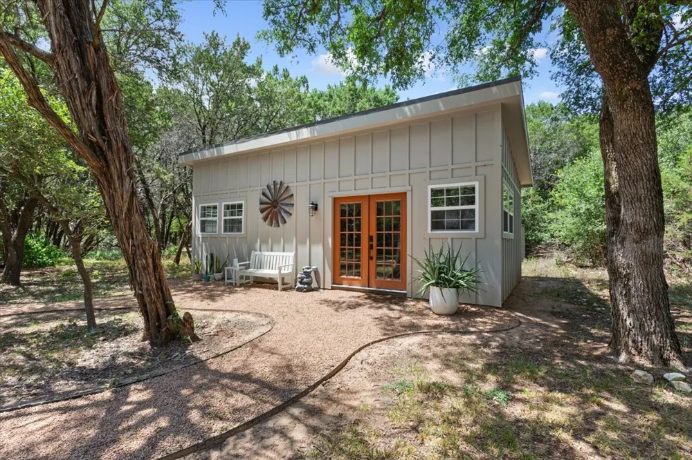15988 Wortham Bend Road China Spring, TX 76633