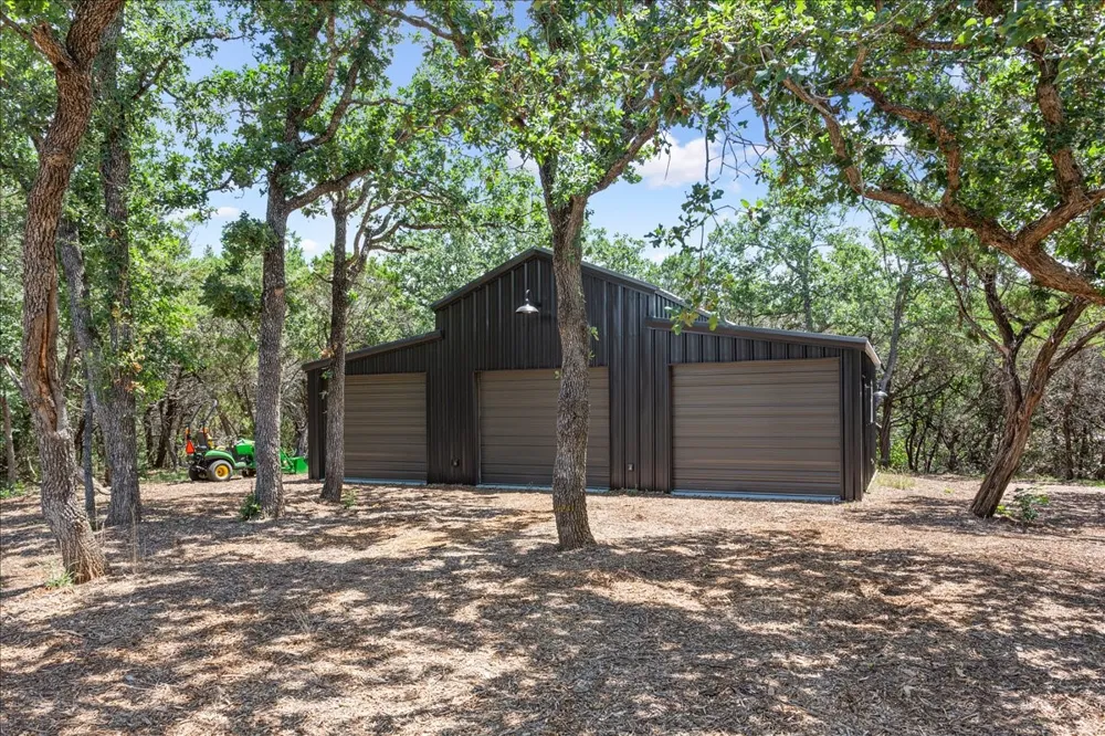 15988 Wortham Bend Road China Spring, TX 76633