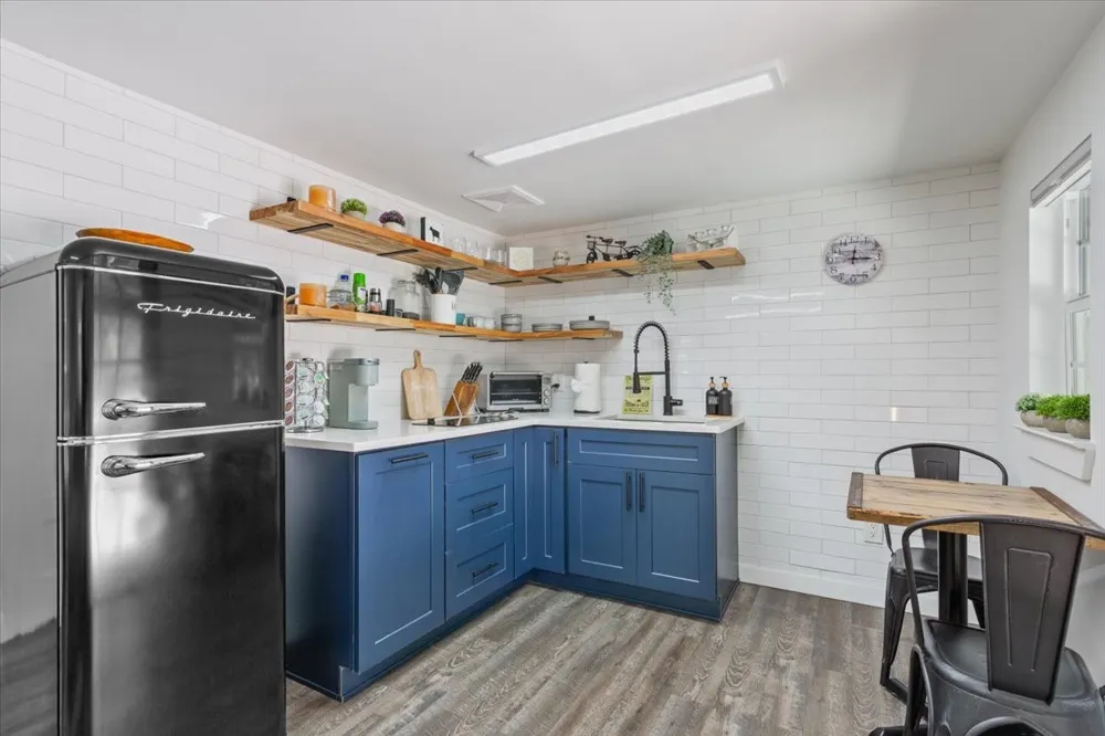 15988 Wortham Bend Road China Spring, TX 76633
